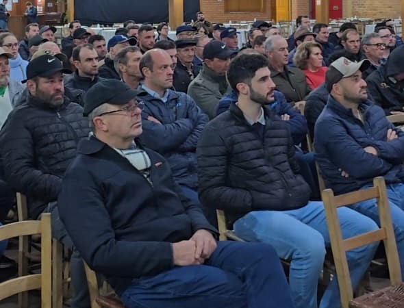 Seminário em Erechim reuniu empresários rurais para discutir gestão e desafios do agronegócio